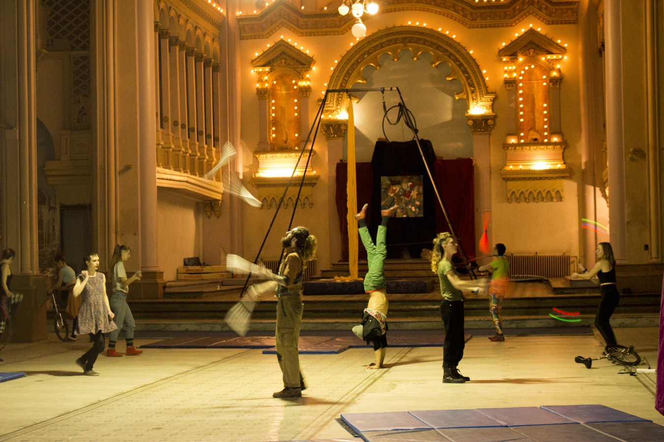 Cirque Hors Piste à la Nuit aux flambeaux 2018